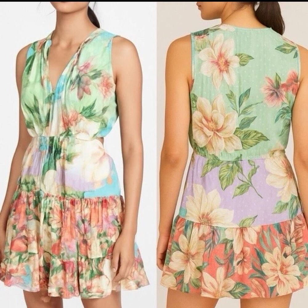 STUNNING and RARE FARM RIO MIXED FLORAL TIERED TROPICAL MINI DRESS- SIZE LARGE (